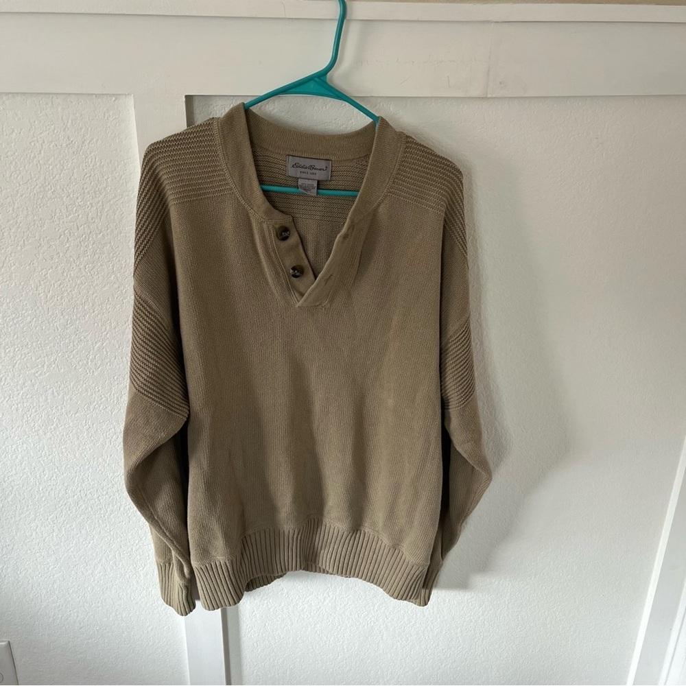 Vintage Eddie Bauer Men's Large Quarter-button Knitted Sweater.